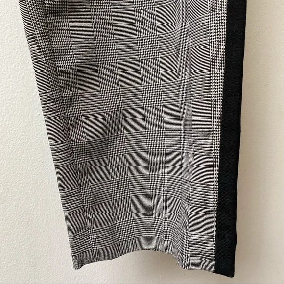 Houndstooth Plaid Skinny Fit Pants - Picture 4 of 12